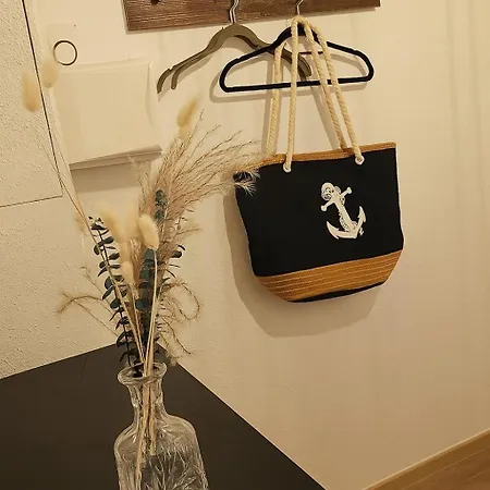 Moewenklang - An Der Kw-bruecke Gegenueber Vom Suedstrand *